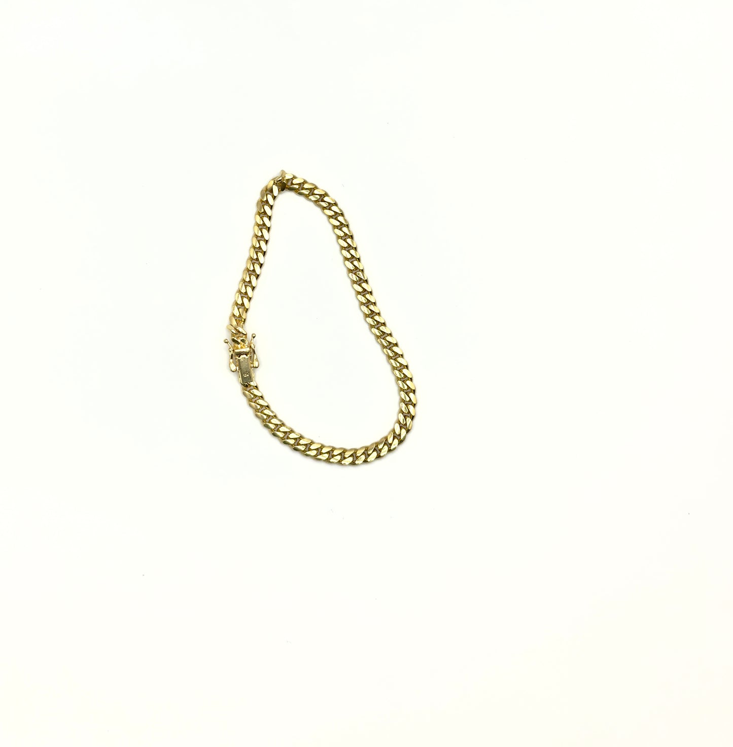 ✨ 10K Gold Unixes Charm Bracelet ✨